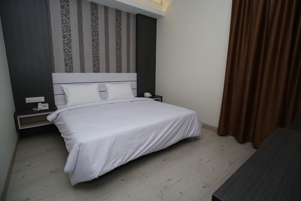 Redlink Hotel Batam Eksteriør billede