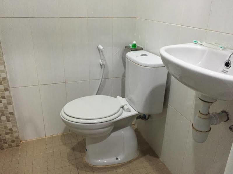Redlink Hotel Batam Eksteriør billede